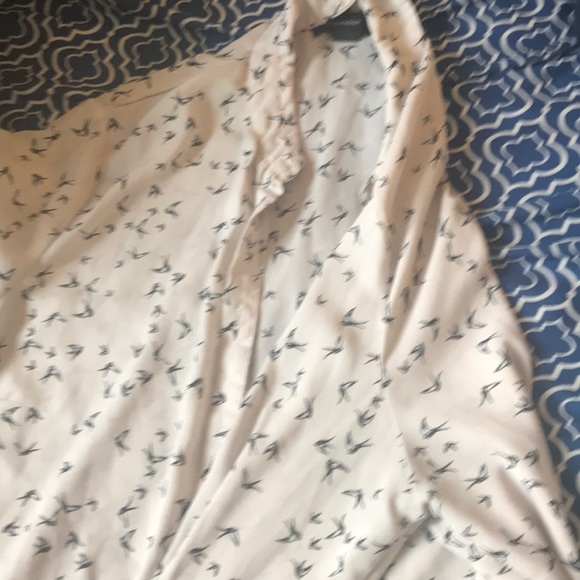 Light pink button down shirt - Picture 2 of 2